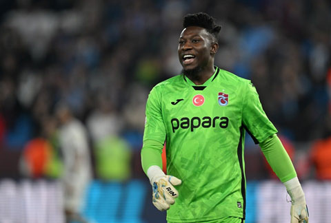 Onana đang khoác áo Trabzonspor theo dạng cho mượn từ MU