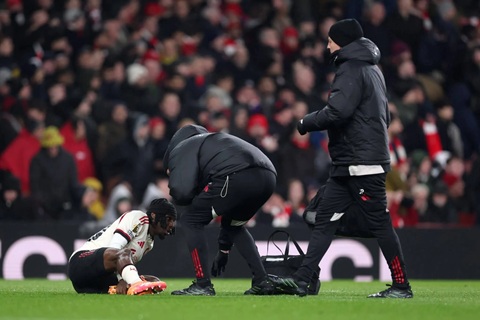 Frimpong đã gặp phải một loạt chấn thương tại Liverpool