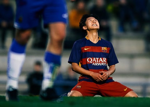Lee hiện khoác áo CLB Jeonbuk Hyundai Motors