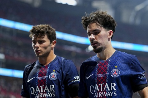 Cả Vitinha lẫn Joao Neves đều vắng mặt ở lễ trao giải Quả bóng vàng do bận thi đấu trận gặp Lyon