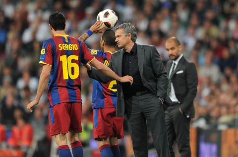 Mourinho từng nói lý do gia nhập Real Madrid là để "hủy diệt" Barca