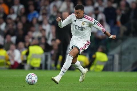 Mbappe cũng đang hy vọng sẽ chạm tay vào danh hiệu Quả bóng vàng 2026