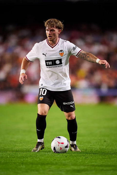 Elliot đang gặp khó khăn tại Valencia