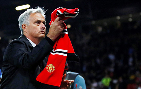 Mourinho đang là HLV được đền bù nhiều nhất lịch sử MU