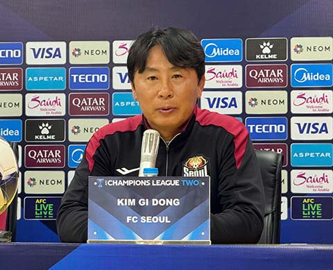 HLV Kim Gi Dong của FC Seoul không nghĩ tới việc sẽ thay thế HLV Kim Sang Sik