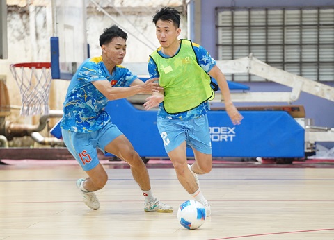 ĐT futsal Việt Nam đang tập luyện tại TP.HCM - Ảnh: Nguyễn Quốc Khanh 