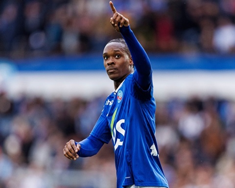 Tân binh Emmanuel Emegha có thể được trao cơ hội trên hàng công Chelsea
