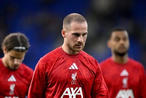 Tuyển thủ Argentina từng có nguy cơ phải rời Liverpool trong mùa Hè 2026