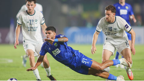 Persib Bandung (áo xanh) tiếp tục thể hiện phong độ ấn tượng tại AFC Champions League Two 2026/27