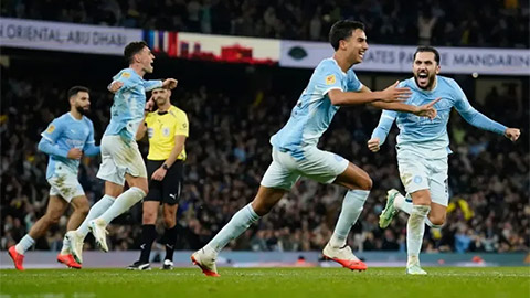 Man City chật vật vào tứ kết cúp Liên đoàn Anh