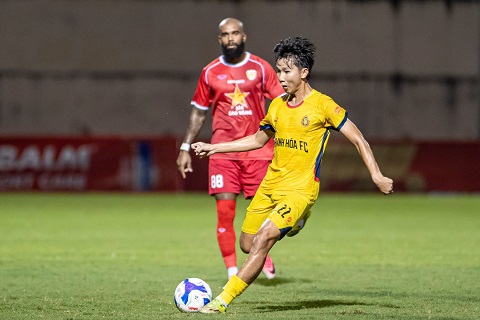 Thanh Hoá và Hà Tĩnh chia điểm nhau sau trận hoà 1-1 