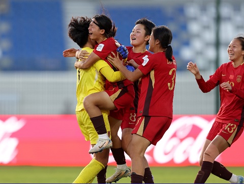 Niềm vui chiến thắng của U17 nữ Trung Quốc 