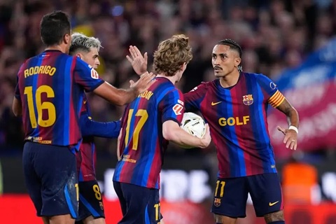 Barcelona ăn mừng bàn thắng gỡ hòa trước Real Madrid, trận đấu mà Barca để thua với tỷ số 1-2