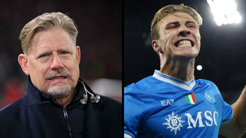 Cựu thủ môn Peter Schmeichel vừa chỉ trích MU