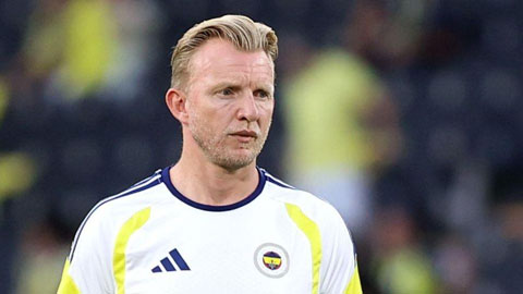 Dirk Kuyt làm HLV tạm quyền của Fenerbahce