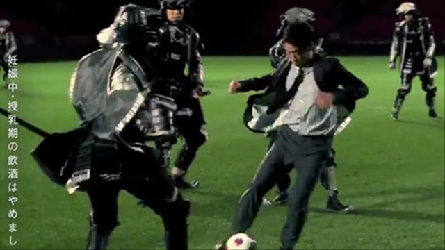 Kagawa một mình chống lại các Samurai