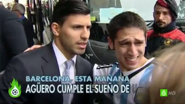 Fan Aguero khóc nức nở khi gặp thần tượng