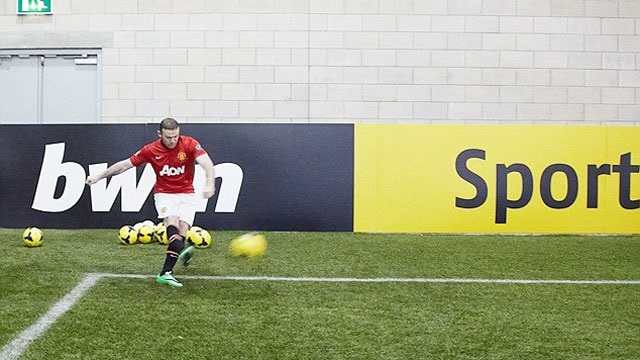 Thi đá phạt góc, Rooney chỉ đứng thứ 3 ở M.U