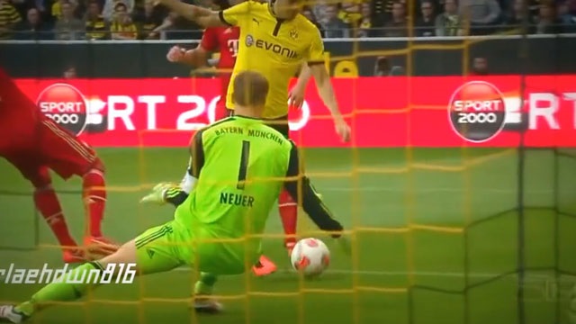 Những pha cứu thua đẳng cấp của Manuel Neuer