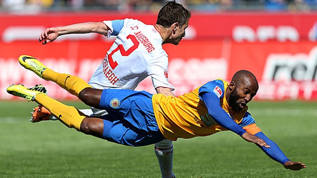 Braunschweig 0-1 Augsburg (Vòng 33 Bundeslia 2013/14)