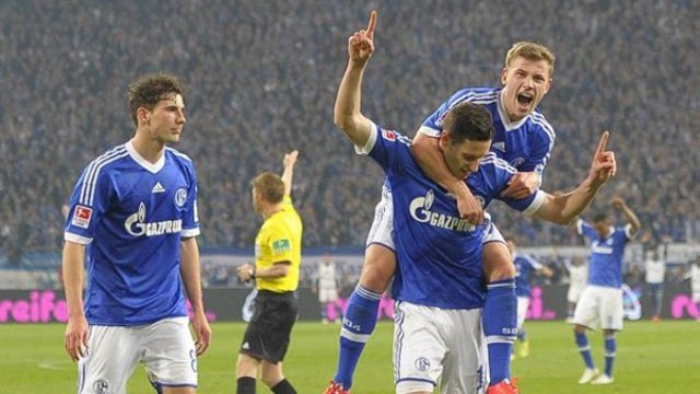 Freiburg 0-2 Schalke 04 (Vòng 33 Bundeslia 2013/14)