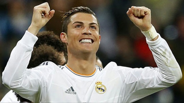 Ronaldo đánh gót ghi bàn vô cùng điệu nghệ