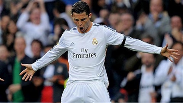 5 bàn thắng đẹp nhất của Ronaldo mùa này