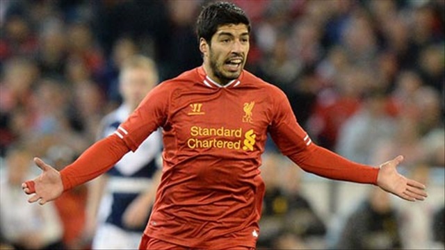 10 bàn thắng đẹp nhất của Suarez mùa 2013/14