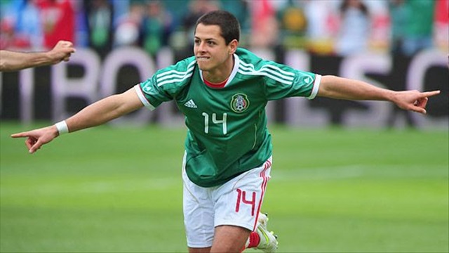 Pha bỏ lỡ điên rồ của Chicharito (Mexico - Cameroon)