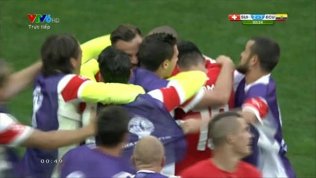 Phản công mẫu mực, Seferovic ghi bàn đẹp mắt (Thụy Sĩ 2-1 Ecuador)
