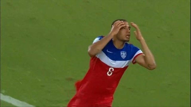  John Brooks đánh đầu cận thành giúp Mỹ vượt lên (TRỰC TIẾP, Ghana 1-2 Mỹ)