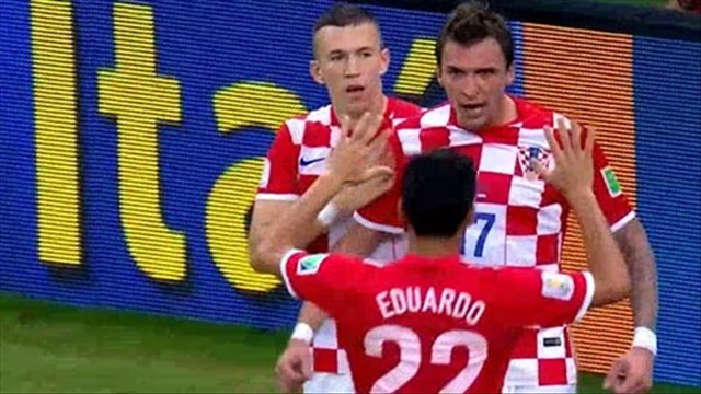 Mandzukic ghi bàn thắng thứ 4 cho Croatia