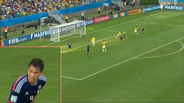 VÀO!!! Tuyệt vời, Okazaki bay người đánh đầu đẹp mắt (Nhật Bản 1-1 Colombia)
