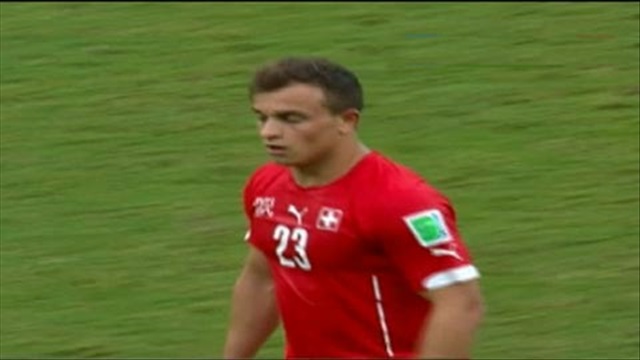 Hat-trick cho Shaqiri 