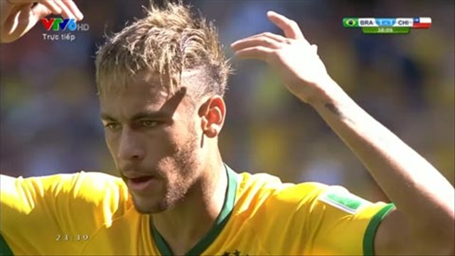 Neymar bỏ lỡ cơ hội ngon ăn