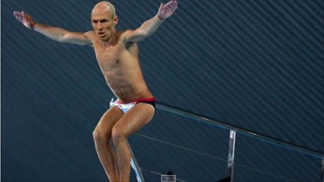 10 hình ảnh chế hay nhất vụ Robben ăn vạ