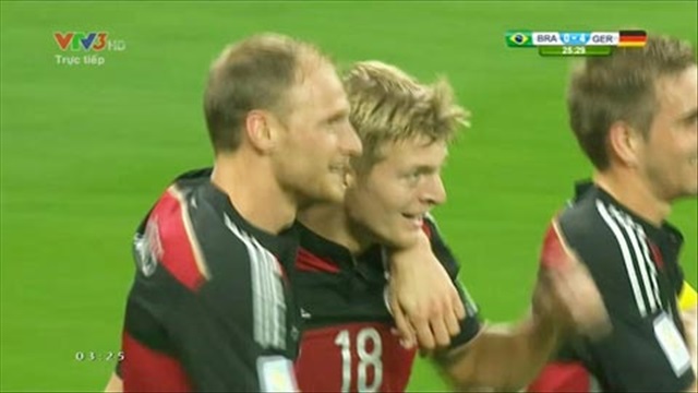 Brazil - Đức: VÀO!!! Kroos nâng tỷ số lên 4-0