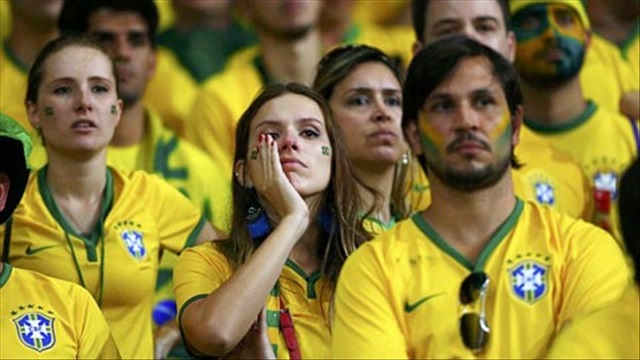 Cận cảnh nỗi đau của người Brazil sau trận Bán kết