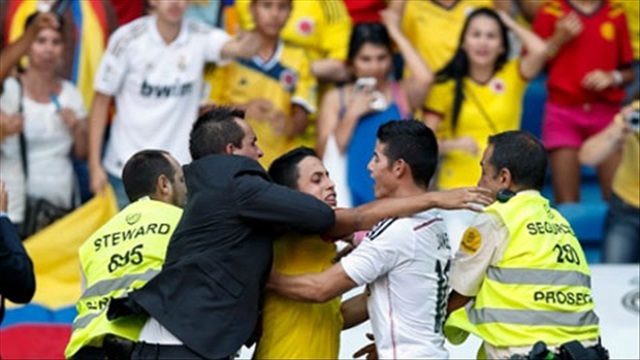 James Rodriguez ngăn nhân viên an ninh hành hung 1 fan nhí
