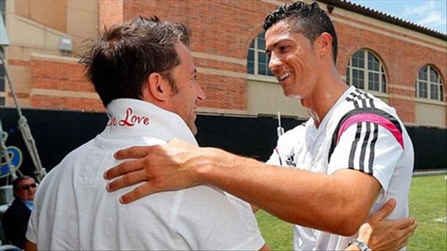 C.Ronaldo gặp gỡ cha con huyền thoại Del Piero