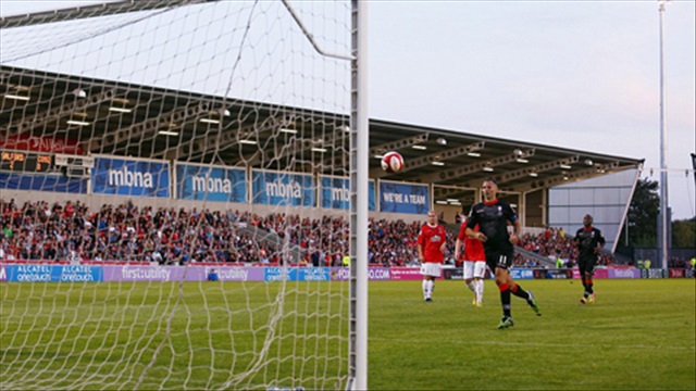 Cú panenka kinh điển của Ryan Giggs (Salford City - M.U thế hệ '92)