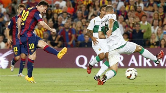 Barcelona 3-0 Elche: Không thể ngăn Messi tỏa sáng