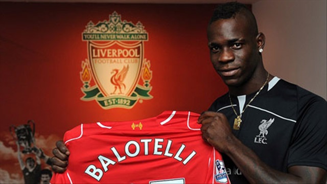 Những hình ảnh đầu tiên của Balotelli tại Liverpool 