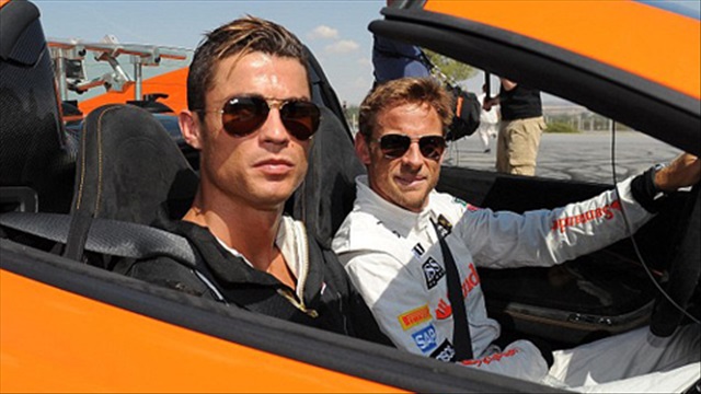 Jenson Button dạy Ronaldo cách 
