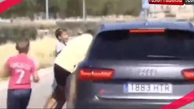 Khổ như Cristiano Ronaldo!