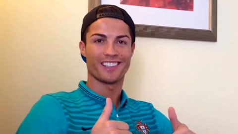 C.Ronaldo tung clip mừng chạm mốc 100 triệu fan trên Facebook