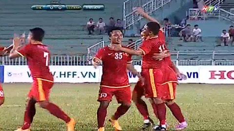 Vào!!! Anh Đức đánh đầu đẳng cấp mở tỷ số (Việt Nam - U23 Bahrain)