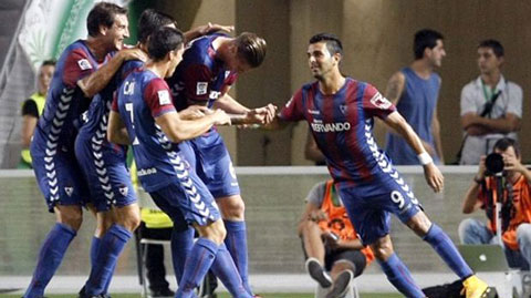 Rayo Vallecano 2-3 Eibar (Vòng 10 La Liga 2014/15)