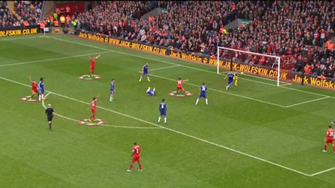 Phân tích: Lý do Liverpool không được hưởng 2 quả phạt đền