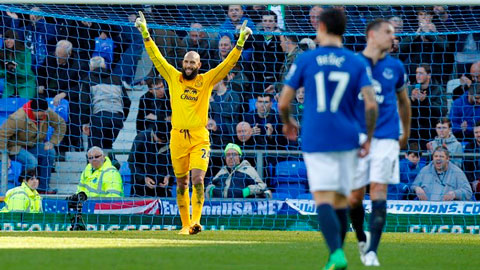 5 pha cứu thua xuất sắc nhất vòng 31 Premier League